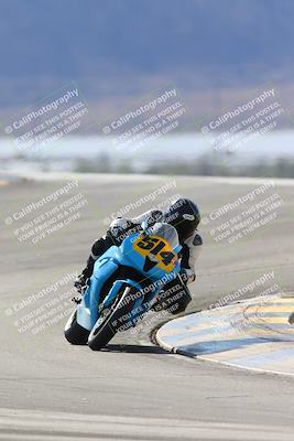 media/Dec-08-2024-CVMA (Sun) [[267e5a7075]]/Race 4-Amateur Supersport Middleweight/